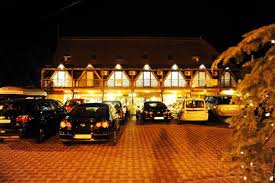 La casa cu stuf, brăila (braila). Casa Cu Stuf Cazare Si Restaurant In Neptun Olimp