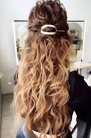 An ombre hair color is when your hair gradually blends from one color at the top to another towards the bottom. Ombre Hair Looks That Diversify Common Brown And Blonde Ombre Hair