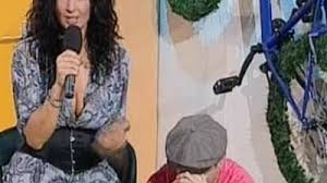 „mâine este o zi de sărbătoare pentru multă lume. Mihaela Radulescu L A Facut Pe Dani Otil Sa Planga In Direct Mobile