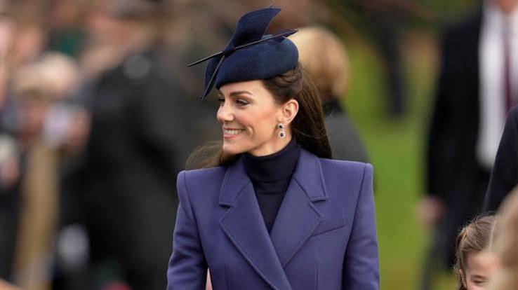 Kate photographed for first time since abdominal surgery | UK News | Sky News