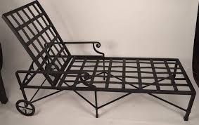 Brown jordan wave flex sling motion lounge chair. Venetian Pattern Chaise Longue By Brown Jordan At 1stdibs