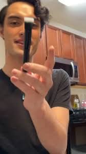 Laura Dockery (@lardylars)