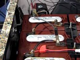 How long do you think golf cart batteries can last? Charging Dead Golf Cart Batteries Youtube