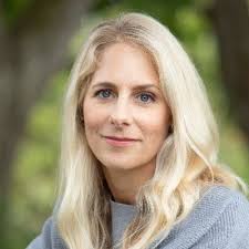 Message in a Bottle, Historical Fiction as a Mirror to the Present:...