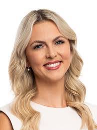 Chelsea Helms's Instagram, Twitter & Facebook