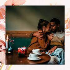 First Anniversary Ideas: 7 Romantic Ways to Celebrate