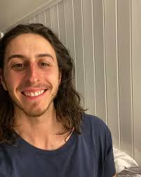 Hayden Crosweller Medium (@haydencroswellermedium) • Instagram photos and  videos