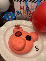 Roblox piggy is a brand new horror game for roblox. Roblox Piggy Head Cake In 2021 Roblox Cake Piggy Cake Piggy Birthday Party