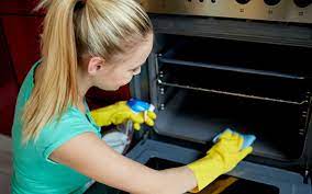 2mikrodalga fırının iç kısmını temizleyin. Firin Temizligi Hakkinda Faydali Bilgiler Blog Sayfamizda