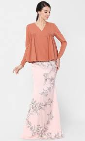 Последние твиты от ⁷ | baju raya 2021 (@gojesgallery). 9 Stunning Hari Raya Baju So You Ll Make Heads Turn