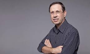 Hoje é o primeiro dia do familysearch gerações com apresentações de neide de sordi e aluf alba elias, carlos wizard martins e família e zulu araújo a partir. Barroso Autoriza Carlos Wizard A Ficar Em Silencio Na Cpi Da Covid Brasil Pleno News