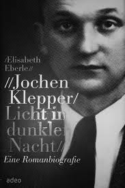 Licht in dunkler Nacht