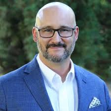 Now interviewing for the #retailstoreofthefuture!