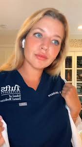 Where are all my empowered women?! We can do anything 💥 #dancingdmd #fyp  #foryou #womenempowerment #femaledoctor