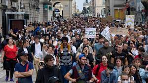 Pass sanitaire, biopolitique et apartheid social :. Nouvelle Manifestation En Vue A Reims Contre Le Pass Sanitaire