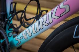 12443 followers • 609 follow • central time (us & canada). The Bermuda Themed Specialized Tarmac Of Flora Duffy Slowtwitch Com