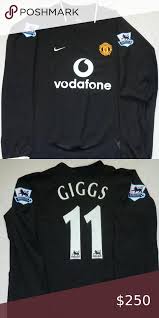 Shop form our huge range of manchester united replica shirts and kit. Manchester United Vodafone Ryan Giggs Shirt Jersey Black Nikes Ryan Giggs Shirts