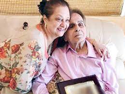 The saira banu's statistics like age, body measurements, height, weight, bio, wiki, net worth posted above have been gathered from a lot of credible websites and online sources. Dilip Kumar Shares An Adorable Picture With Saira Banu Filmfare Com