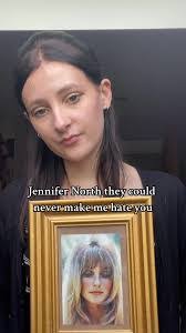 Jennifer North's Instagram, Twitter & Facebook