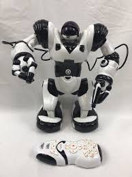 Black And White Robot Wowwee Robosapien Humanoid Toy R C Robot 14 Black White Remote Control 2004 Wowwee Toy R Robot Black And White