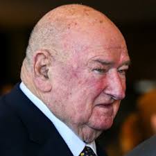 AFL 2025: St Kilda Saints legend Barry Breen explains why he couldn't  forgive club powerbrokers; AFL; AFL Players' Association; Patrick  Dangerfield; Andrew Bassat; Seek