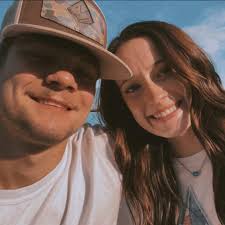 Sooooo when did tanger become blue & why?? It was red 😂 I noticed the  signs yesterday.