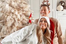 '90 Day Fiance': Which Stars Are Pregnant? Updates | In Touch Weekly