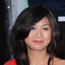 Lizzie Lynch's Instagram, Twitter & Facebook