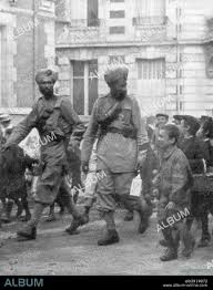 Soldiers from the British Indian Army ...