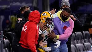 Aaron jones profile page, biographical information, injury history and news. Green Bay Packers Aaron Jones Could Pay Price For Td Celebration