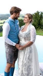 Check spelling or type a new query. Hochzeitsdirndl Die Schonsten Looks Fur Die Braut