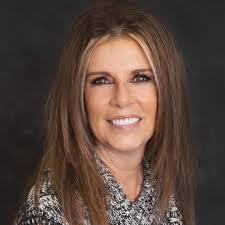 Hope Billings's Instagram, Twitter & Facebook