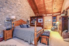Bathroom design ideas 2021 pictures of oprah. Oprah Winfrey Sells Washington Estate For 14 Million After 3 Years As She S Too Busy To Use It Qnewscrunch