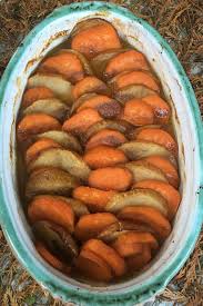 Rustic Candied Sweet Potatoes And Apples The Perfect Side Dish For All Your Holiday Parties Thi Sweet Potato And Apple Candied Sweet Potatoes Apple Recipes