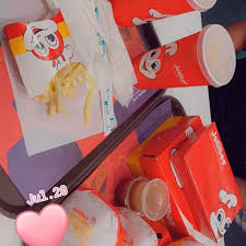 The brand currently has restaurants in denver and atlanta airports as travelers continuously look for healthy and flavorful meal options while traveling. Jollibee Duomo 4 Tips