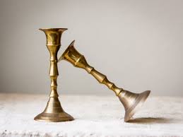 Vintage mixed with modern is a whole mood and it's always going to stay a crowd favorite. Mini Vintage Turned Brass Candlestick Holders Set Of 2 Made In India Brass Candlesticks Candlesticks Candlestick Holders