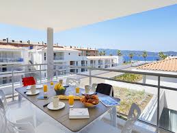 Le sort de cette école va devenir indécis. Saint Mandrier Residence Cap Azur Location Var 83 Avec Voyages Auchan