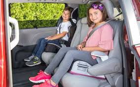 Ninos En Auto Deben Ir En Sillas Especiales Por Su Seguridad El Occidental