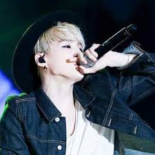 Fiorella Smith ARMY (@ArmyFiorella)