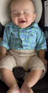 Dinora (@dinora.1301)