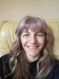 Hello, my name is Jennifer Hankins and I'm deaf