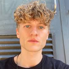 Shuna Snow (@ShunaSnow)