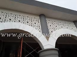 Model rel yang posisinya ada pada bagian luar atau depan bangunan. Grc Krawangan Kongliong Umpak Assesoris Motif Grc Masif Masjid Agung Muko Muko Karya Assiry Art 2018 Grc Assiry Art Islamic Art And Calligraphy Decoration