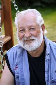 Karl Grady's Instagram, Twitter & Facebook