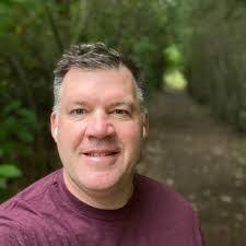 Linda Pabst's Instagram, Twitter & Facebook