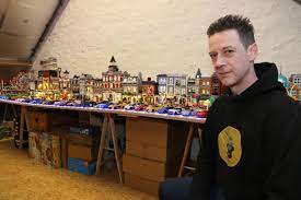 Watch #legomastersfox tuesdays at 8/7c on fox! Jan Lewyllie Uit Wijtschate Doet Mee Aan Lego Masters Lego Is Therapeutisch Voor Mij Kw Be