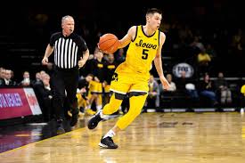 Bekijk onze iowa basketball selectie voor de allerbeste unieke of custom handgemaakte items uit onze shops. Iowa Men S Hoops Unable To Recover From Early Deficit The Daily Iowan