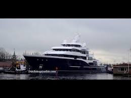 Ovviamente il lusso è al centro della vita di bernard, ed è così che il suo yacht segue la medesima direzione della vita di questo paperone francese. Dutchmegayachts Com Feadship 808 Royal Van Lent 101 5m Megayacht Feadship Yachts Luxury Yachts Super Yachts