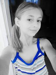 un dialog intre faraon si un arhitec sau un constructor de temple sau  piramide. va rog din suflet dau