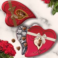 Dove milk chocolate peanut butter truffles candy gifts: Dove Milk Chocolate Truffle Candy Heart Gift Box Valentine Candy Hy Vee Aisles Online Grocery Shopping